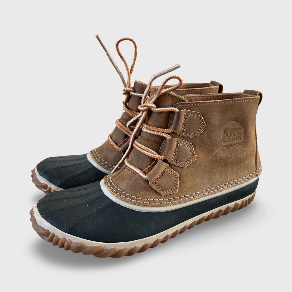 Sorel Brown and Black Leather Winter Rain Boots
